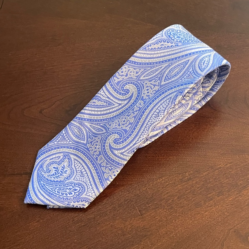 Sophisticated Blue Paisley Men's Tie NWOT by Cape Cod Neckwear